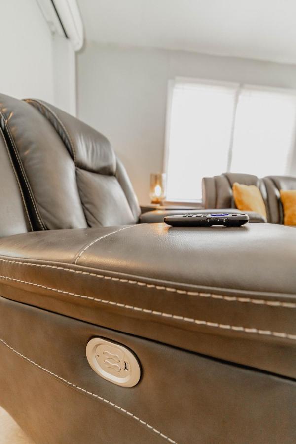 Comfortable King Suite Zen Space Hattiesburg Buitenkant foto